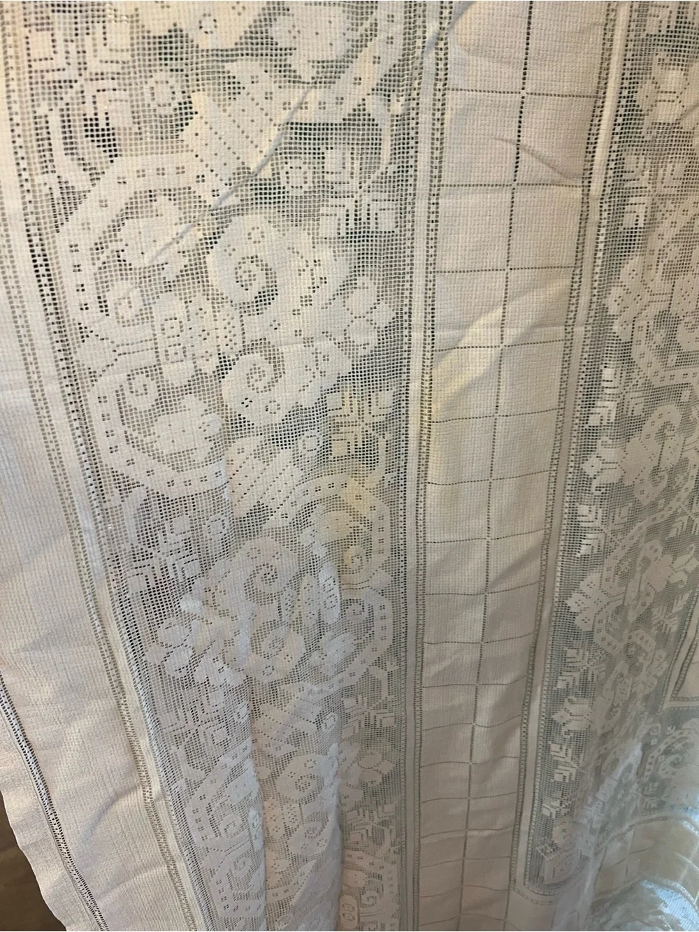 Vintage cream textile filet lace table cloth 75” x 63”